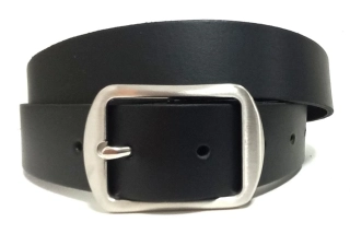 Opasek ve střední šířce s nerezovou přezkou