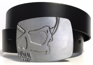 Kožený opasek lebka