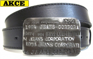 Kožený opasek s velkou přezkou