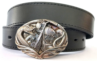 Kožený opasek s hadem a motorkou