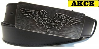 Kožený opasek s krásnou přezkou